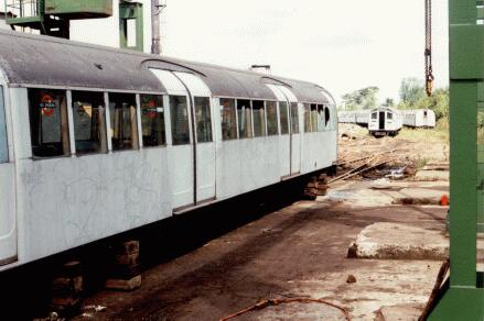 1962 Stock 9751 at Snailwell 1962 Stock 9751 grounded at Snailwell on 1st August 1993. 1962 Stock 9751 at Snailwell 1962 Stock 9751 grounded at Snailwell on 1st August 1993.